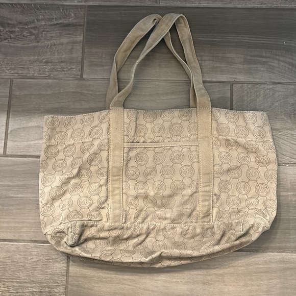 Michael Kors canvas tote - Picture 2 of 4